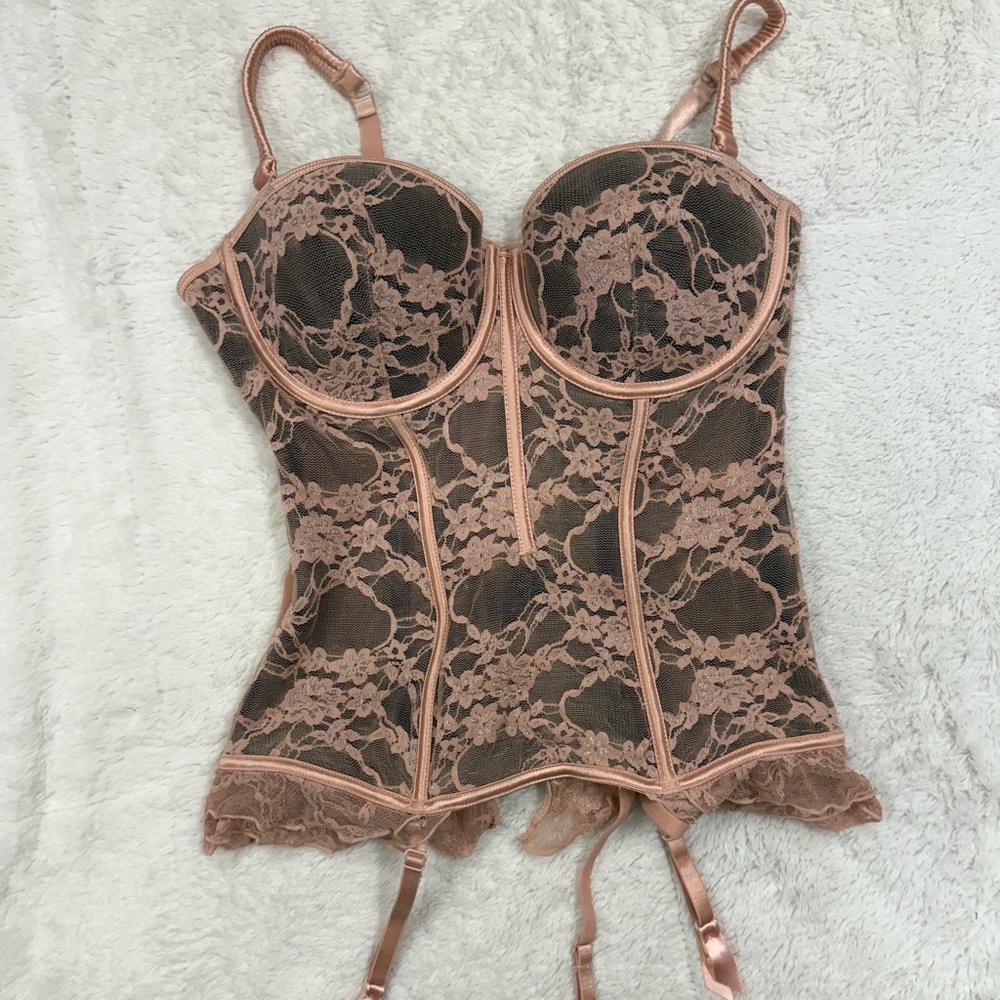 🥰 Kardashian Kollection Light Pink bustier Adjustable Straps 🥰